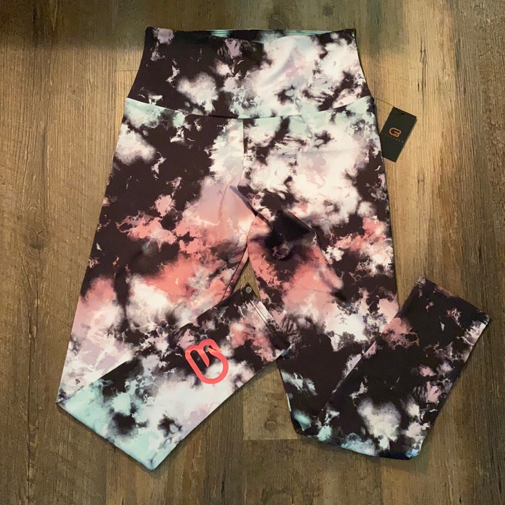 Onzie Cyclebar Tie Dye Leggings
